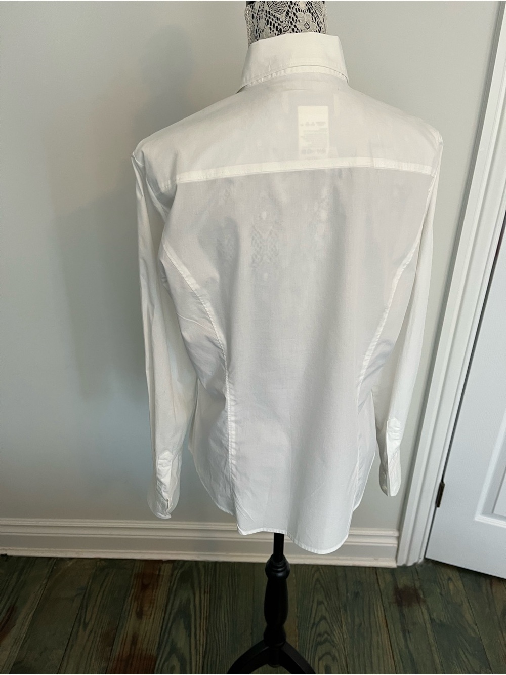 MaxMara Crisp White Button-Down Shirt - Picture 5 of 7